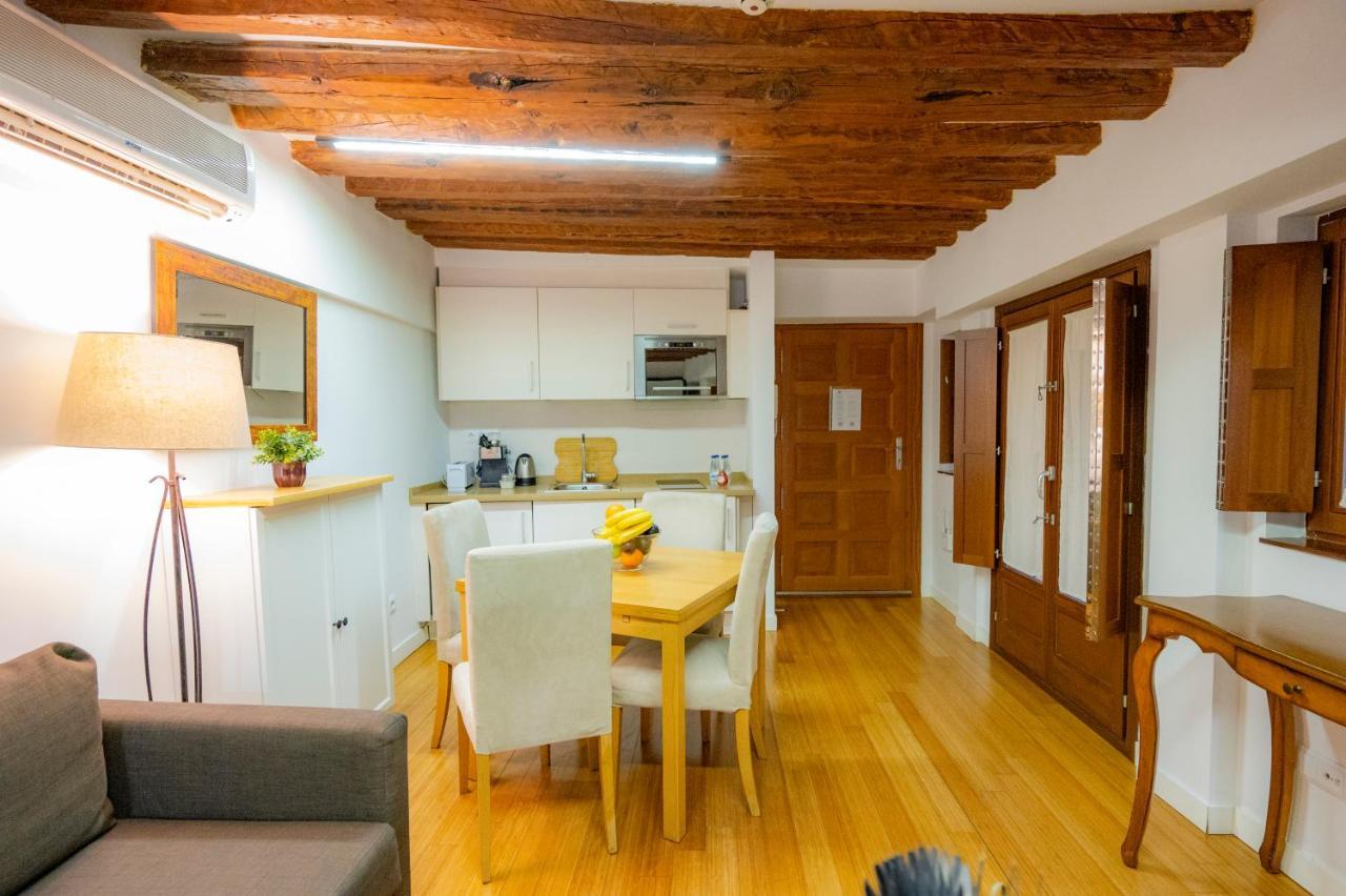 Apartamentos Huertas Madri Exterior foto