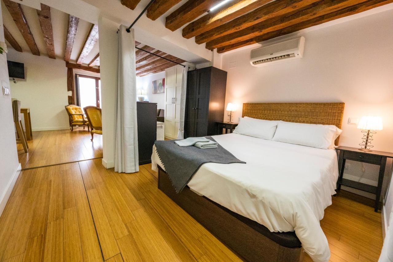 Apartamentos Huertas Madri Exterior foto